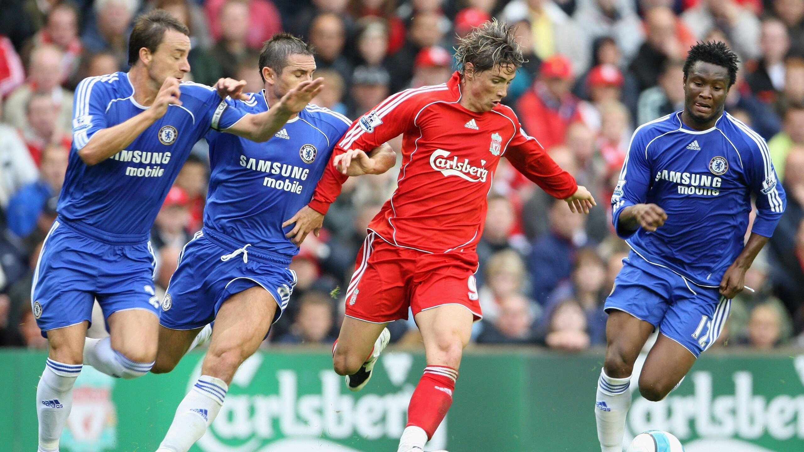 德约科维奇鏖战五盘险胜新星 挺进温网四强续写传奇